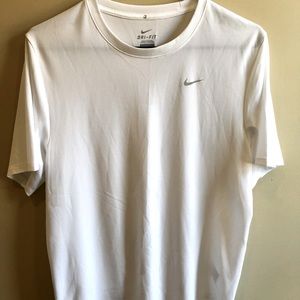 Plain white Tee